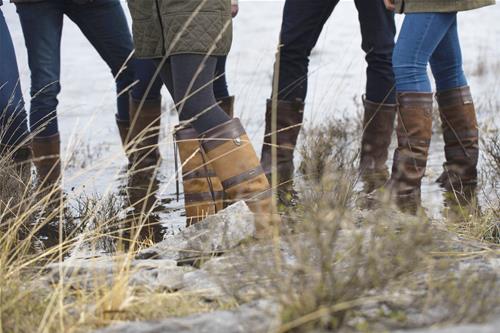 Galway Slim Fit Boot in walnut