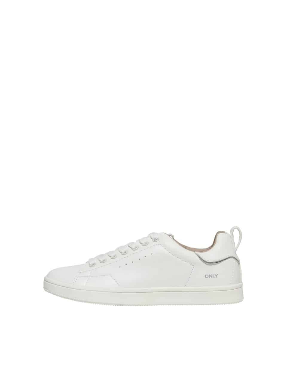 Shilo- White Trainer