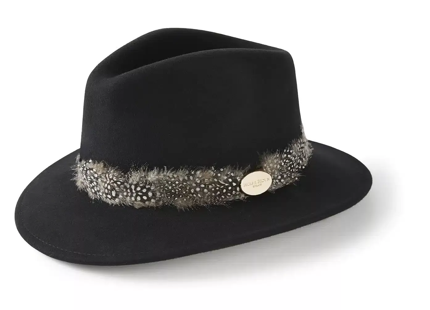 THE SUFFOLK FEDORA IN BLACK (GUINEA FEATHER WRAP)
