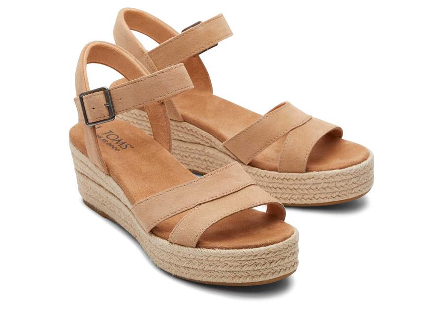 Audrey Suede Wedge Sandal – Honey